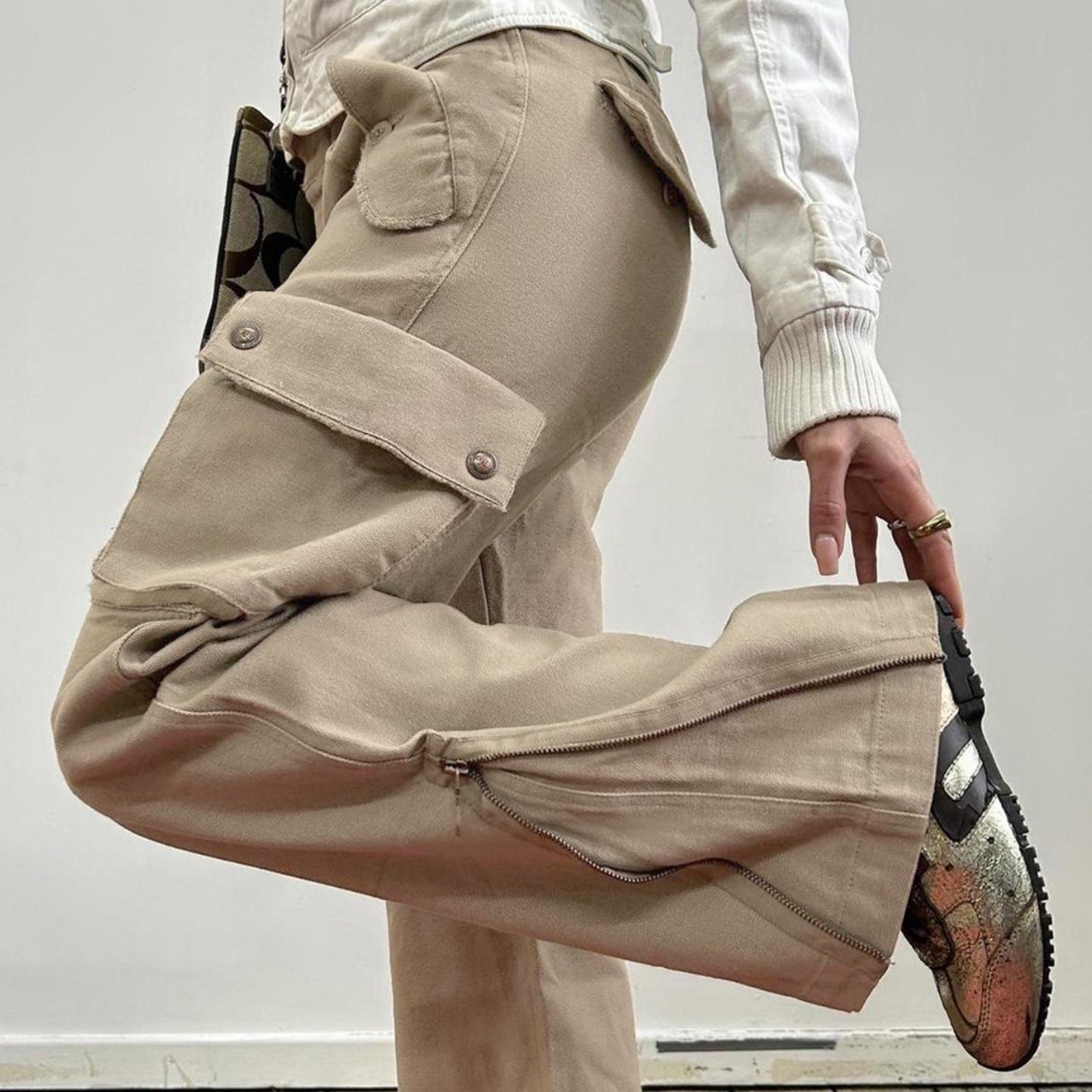 Women's Washed-out Jeans By SXRREAL.